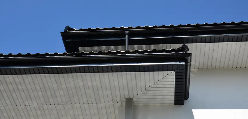 Roof Overhang Repair in Berwyn